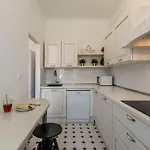 Vito *
